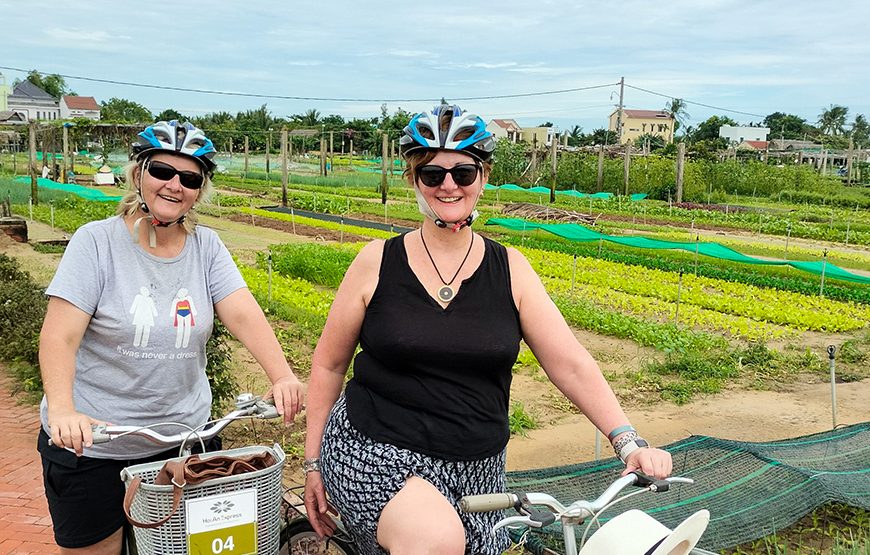 Half-day Foodie Tour By Bicycle & Visit Tra Que Vegetable Village