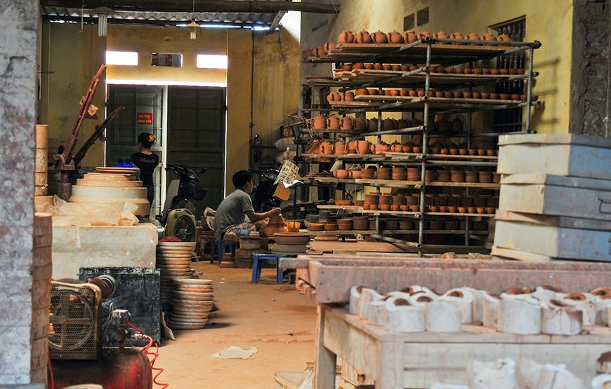 Private tour: Half-day Bat Trang Ceramics Tour From Ha Noi