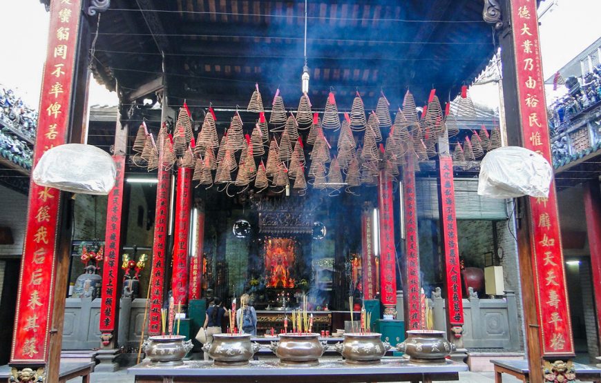 Private tour: Full-day Discover China Town By Cyclo From Sai Gon Port