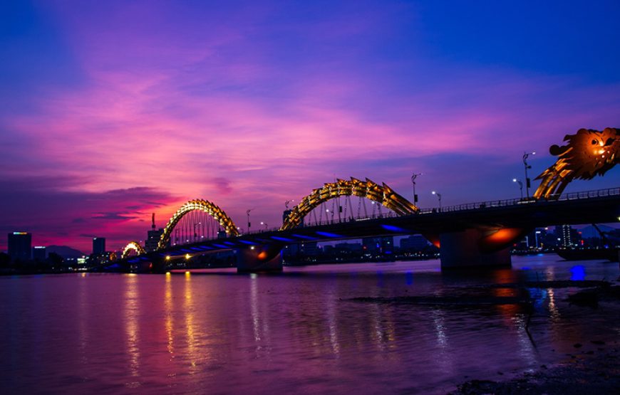 Private tour: Da Nang Hidden & Rooftop Bars With Dinner